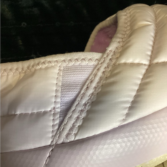 The North Face Winter Lavender Quilted Slip On Mules 10 - Picture 8 of 13